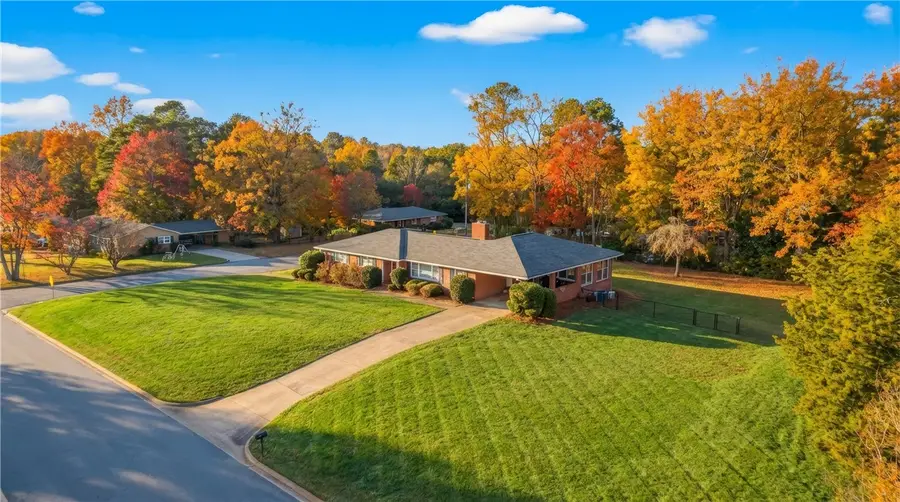 210 Etowah Avenue, Opelika, AL 36801 - #2