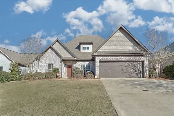 4006 Stratford Way, Opelika, AL 36801