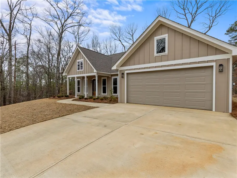 384 Palmer Drive, Dadeville, AL 36853 - #3