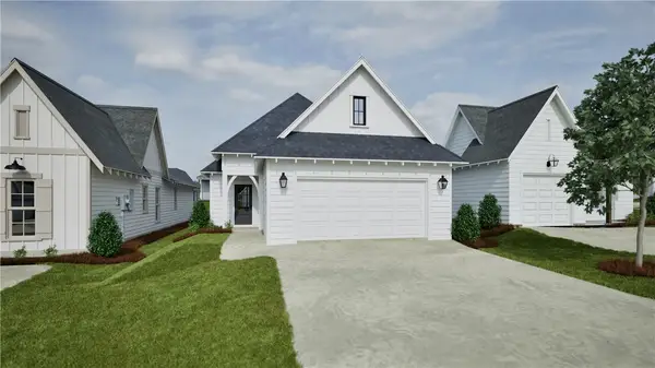 38 Woodland Lane, Opelika, AL 36801