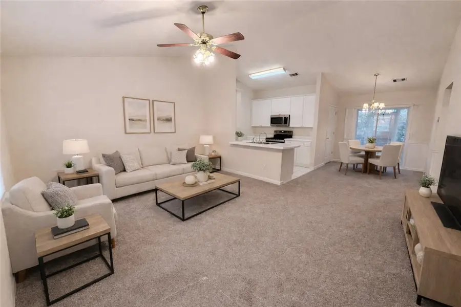 500 Waverly Place #202, Opelika, AL 36803 - #2