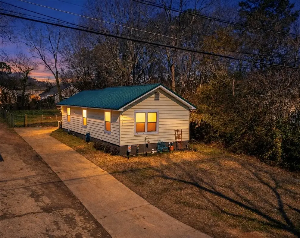 1622 3rd Avenue, Opelika, AL 36804 - #1