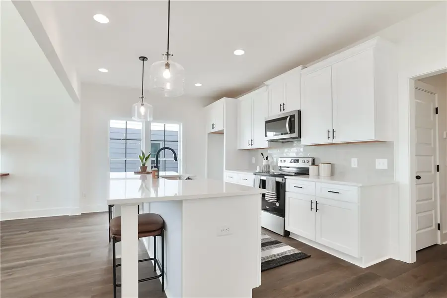 3165 Bottle Way, Auburn, AL 36830 - #3