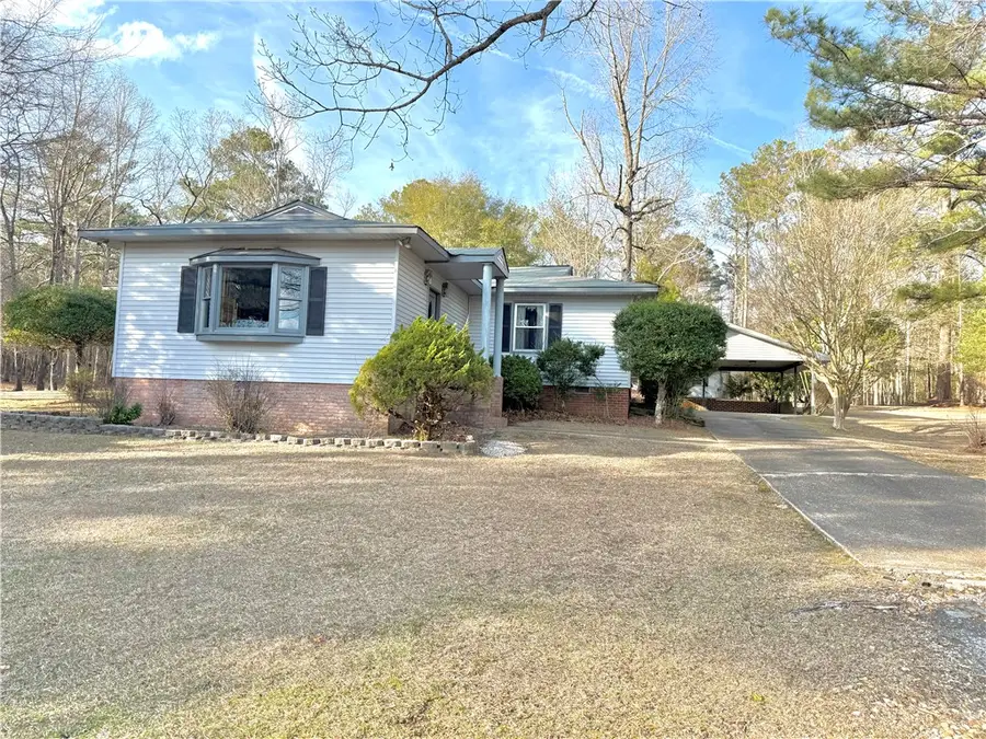 2300 S Uniroyal Road, Opelika, AL 36804 - #2