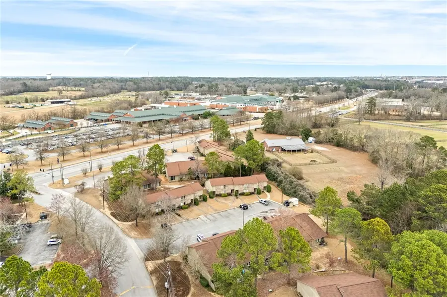 1013 Stonegate Drive #B, Auburn, AL 36832 - #2