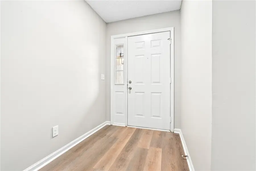 1013 Stonegate Drive #B, Auburn, AL 36832 - #3