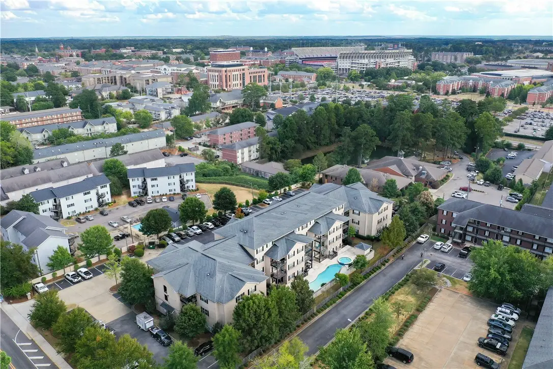 607 W Glenn Avenue #201, Auburn, AL 36832 - #1