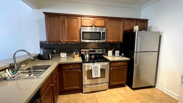 607 W Glenn Avenue #201, Auburn, AL 36832 - #3