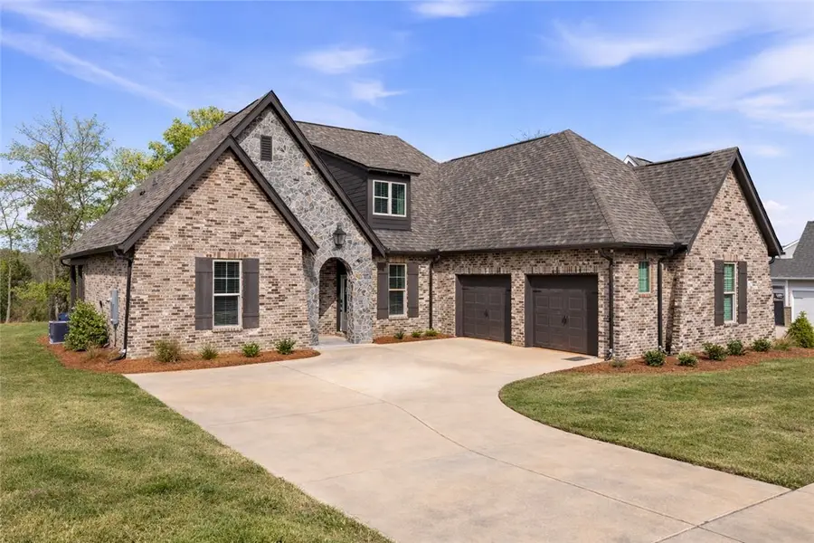 1637 James Burt Parkway, Auburn, AL 36830 - #2