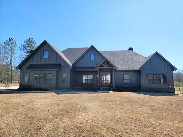 831 Lee Road 483, Opelika, AL 36804