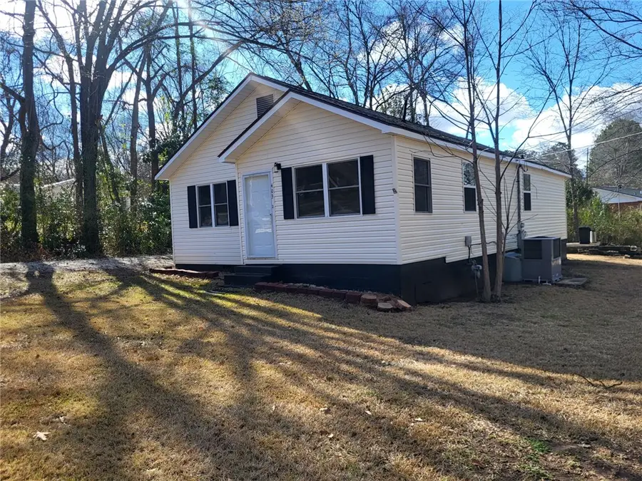 403 Trammell Avenue, Valley, AL 36854 - #3