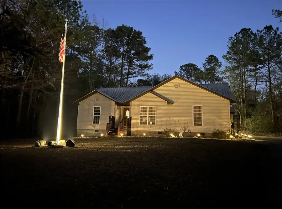 1024 Center Street, Valley, AL 36854 - #3