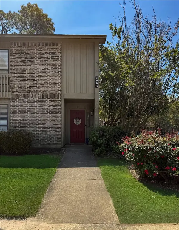 1033 Stonegate Drive #E, Auburn, AL 36832