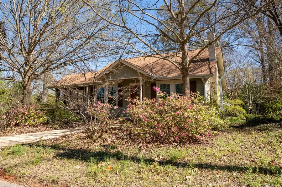 709 Ave E, Opelika, AL 36801 - #3