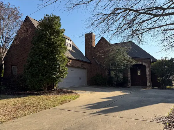 2611 Mimms Lane, Auburn, AL 36832