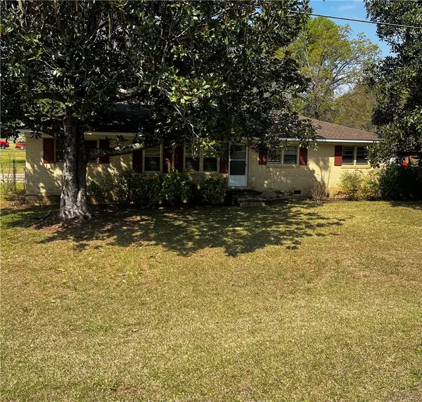 4834 Cusseta Road, Lanett, AL 36863