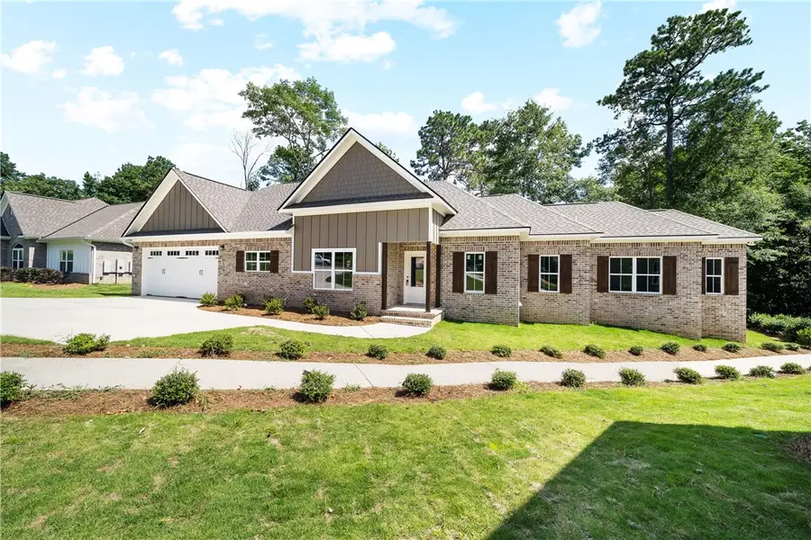 4502 Lakewood Park Drive, Phenix City, AL 36867 - #2