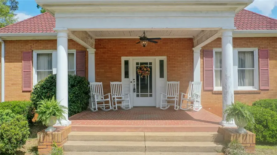 605 N 8th Street, Opelika, AL 36801 - #2