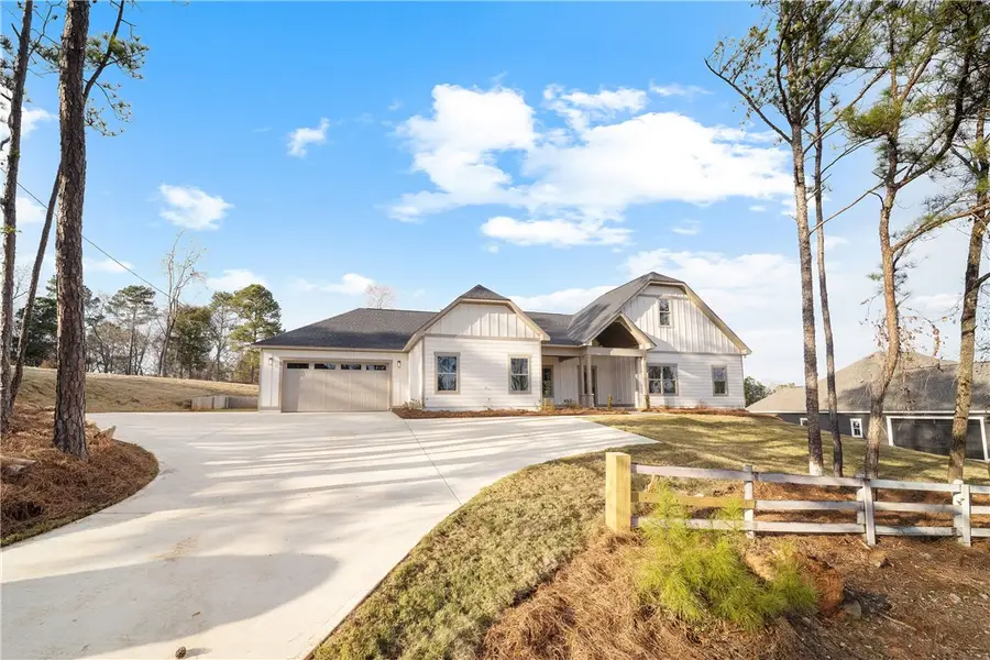 1043 Lee Road 315, Smiths Station, AL 36877 - #2