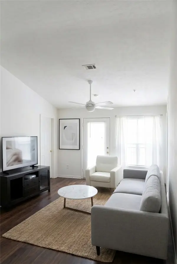 730 W Magnolia Avenue #3304, Auburn, AL 36832