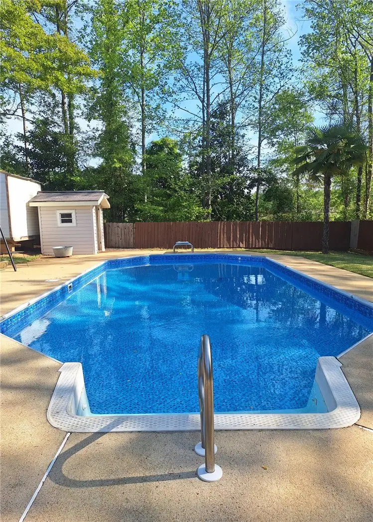 198 W Sears Street, Valley, AL 36854 - #3