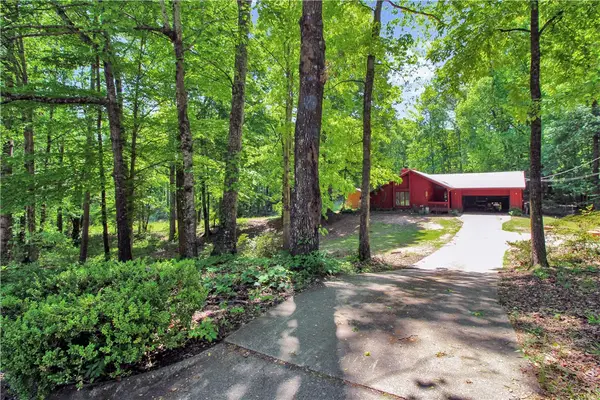 2638 Indian Hill Road, Auburn, AL 36830