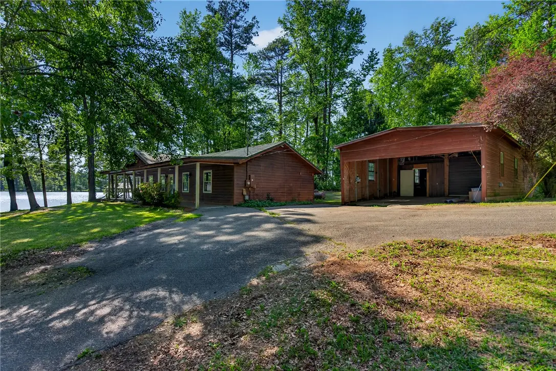 9375 Lee Road 379, Valley, AL 36854 - #1
