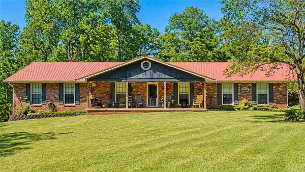 1024 Trail Streets, Valley, AL 36854