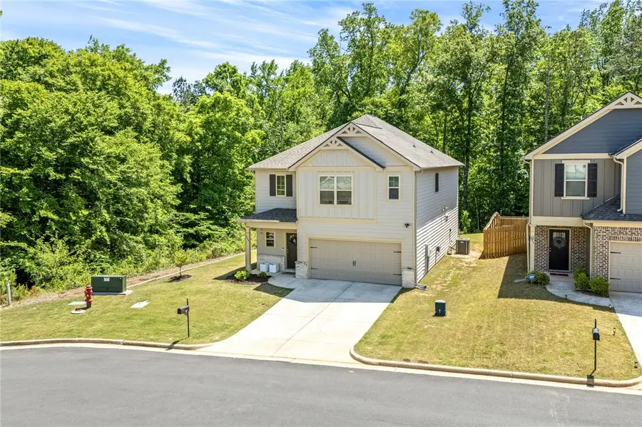 865 Lismore Drive, Opelika, AL 36804 - #2