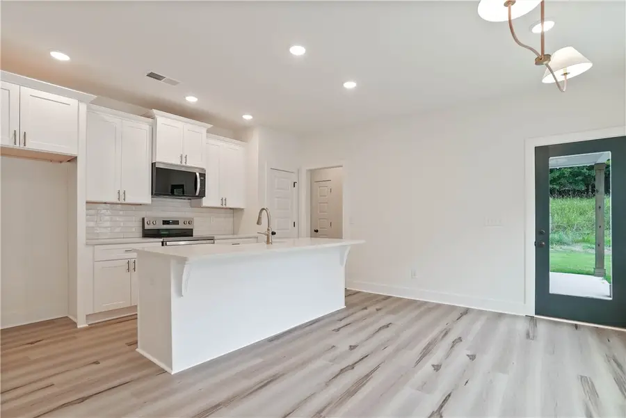 37 Crossing Court W, Valley, AL 36854 - #2