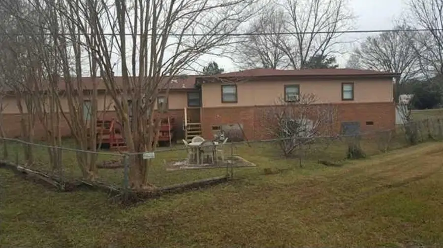 30 Bay Street, Tuskegee, AL 36083 - #2