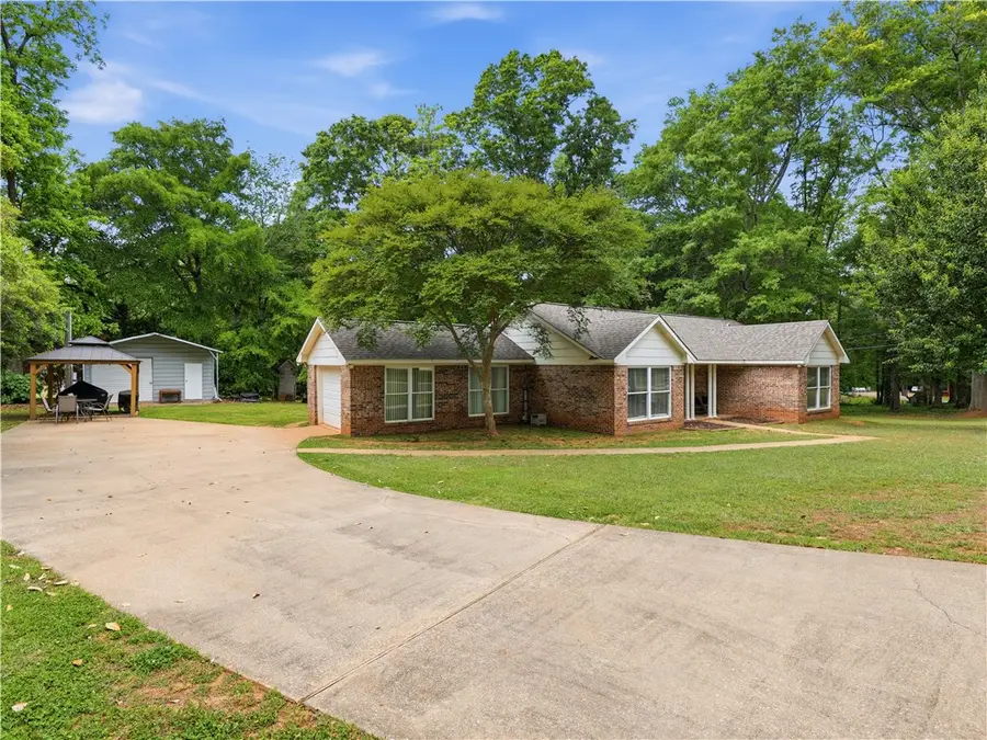 155 Evers Street, Dadeville, AL 36853 - #3