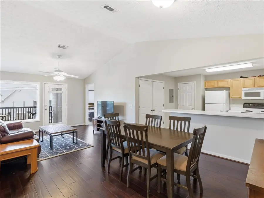 1114 S College Street S #10-303, Auburn, AL 36830 - #3