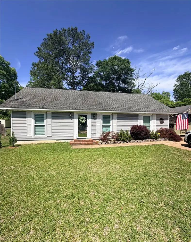 803 Shamrock Street, Opelika, AL 36801 - #3