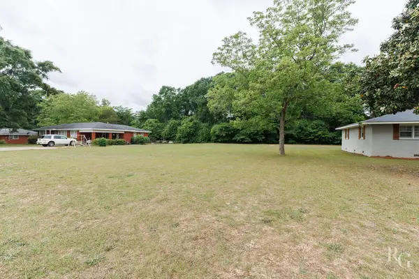 1906 Harbuck Drive, Phenix City, AL 36870