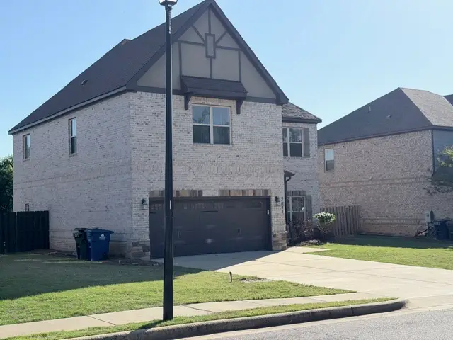 2643 Salford Street, Auburn, AL 36832 - #2