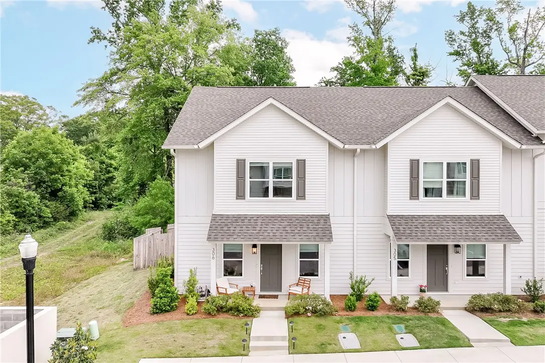 3260 Academy Drive #306, Opelika, AL 36801 - #1