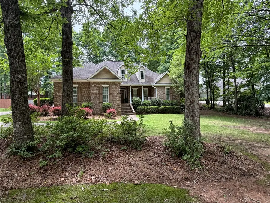 511 Winterburn Avenue, Opelika, AL 36801 - #2