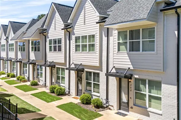2106 Moores Mill Road #207, Auburn, AL 36830
