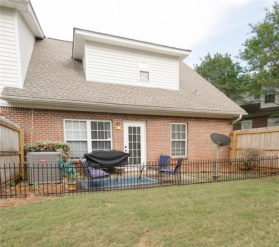 2428 E University Drive #801, Auburn, AL 36830 - #3