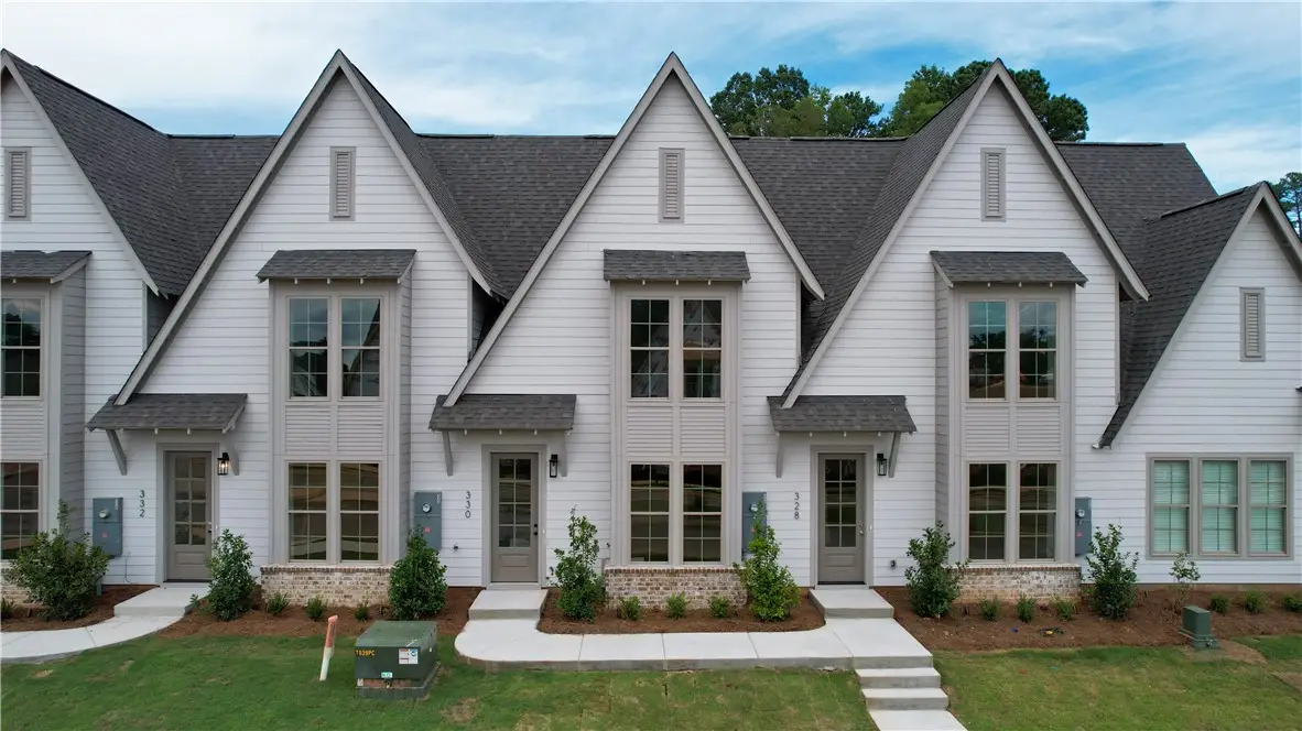 202 Bottle Way, Auburn, AL 36830 - #1