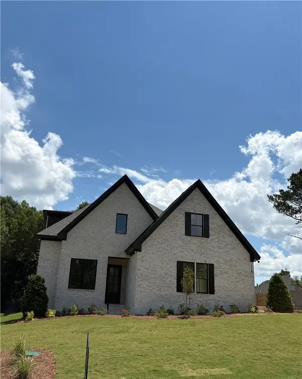 118 Coachmans Drives, Auburn, AL 36832