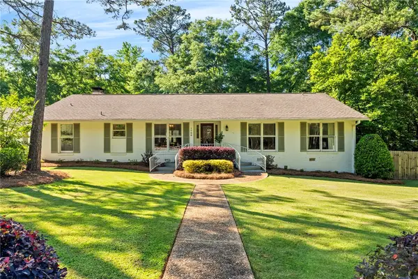 1700 Arrowhead Avenue, Opelika, AL 36801