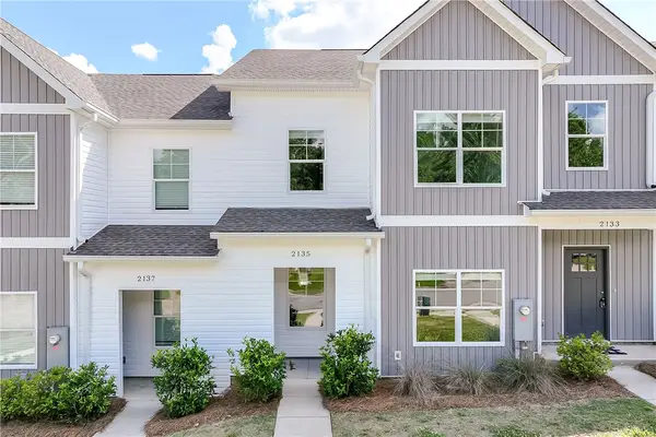 2135 Cobblestone Drive, Opelika, AL 36804