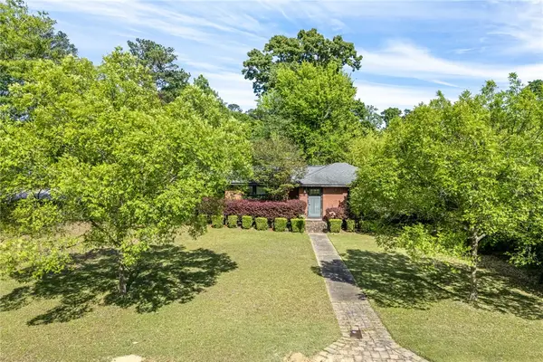 303 Brookwood Drive, Auburn, AL 36830