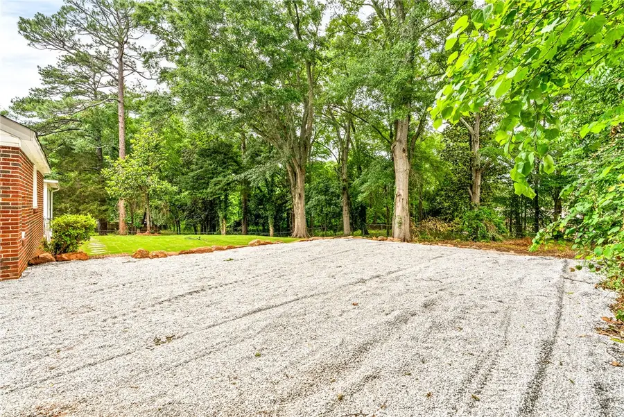 715 N 10th Street, Opelika, AL 36801 - #3