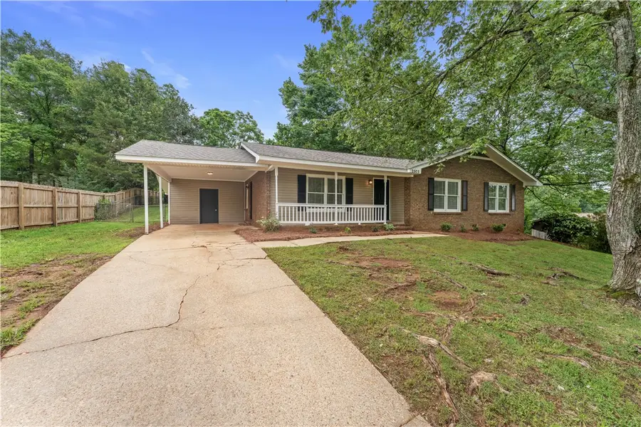2503 Greenbriar Street, Opelika, AL 36801 - #3