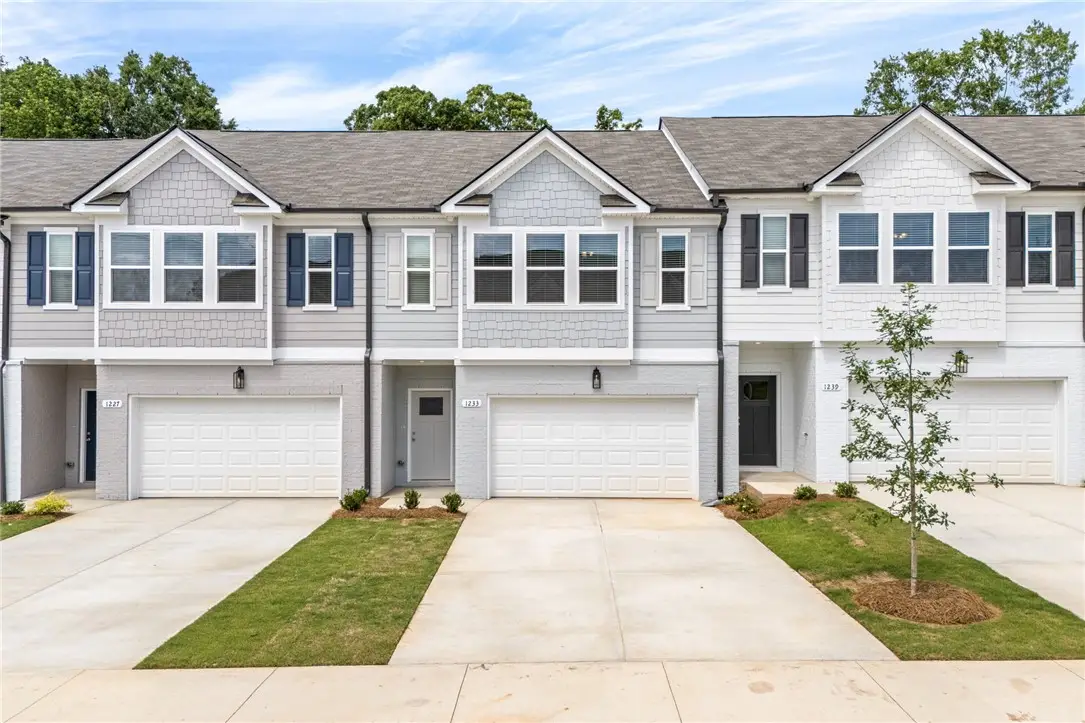 1233 Mccoy Street, Opelika, AL 36801 - #1