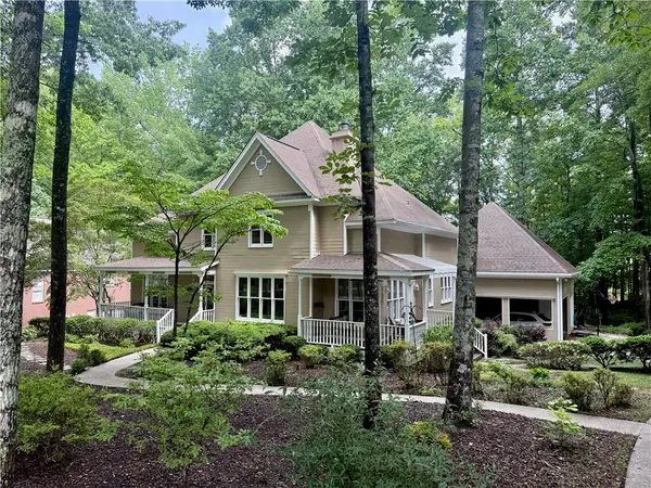 604 Camelot Way, Opelika, AL 36801