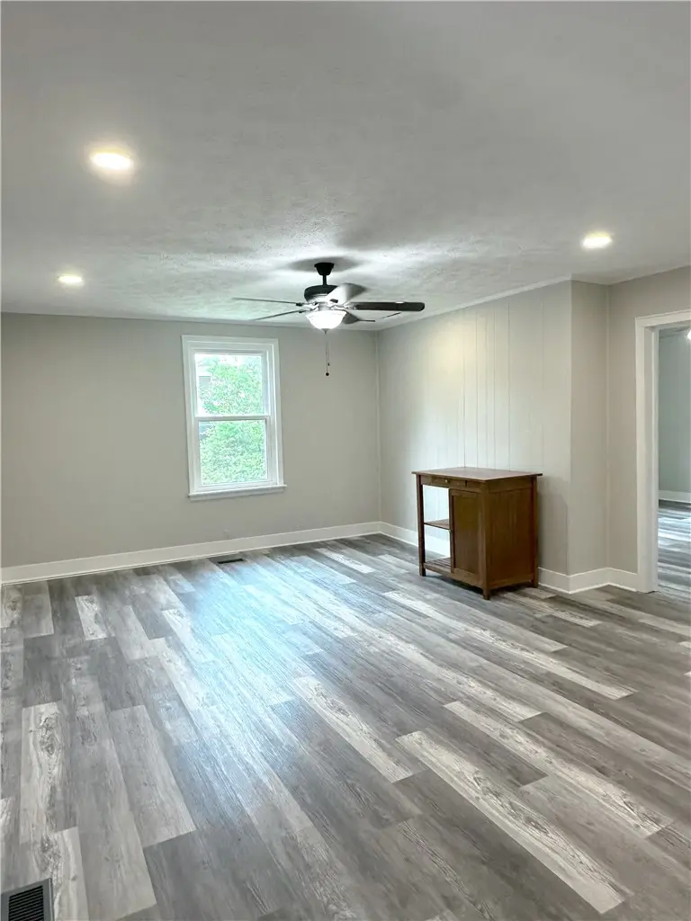 209 Combs Street, Valley, AL 36854 - #3